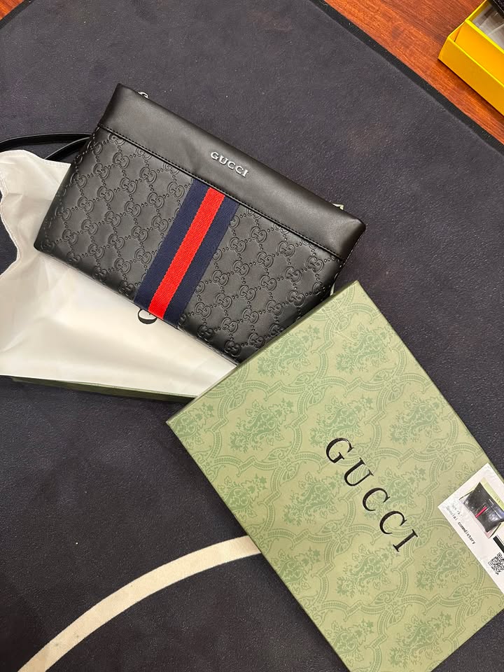Gucci 1:1 grade quality pouch